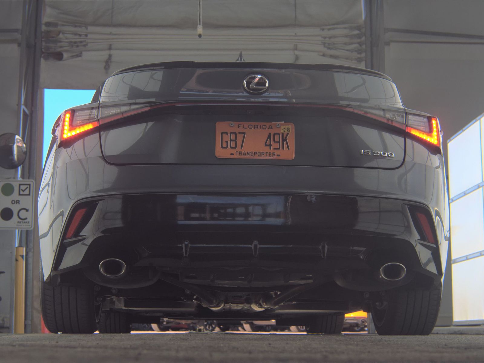 2024 Lexus IS IS 300 F SPORT Design RWD