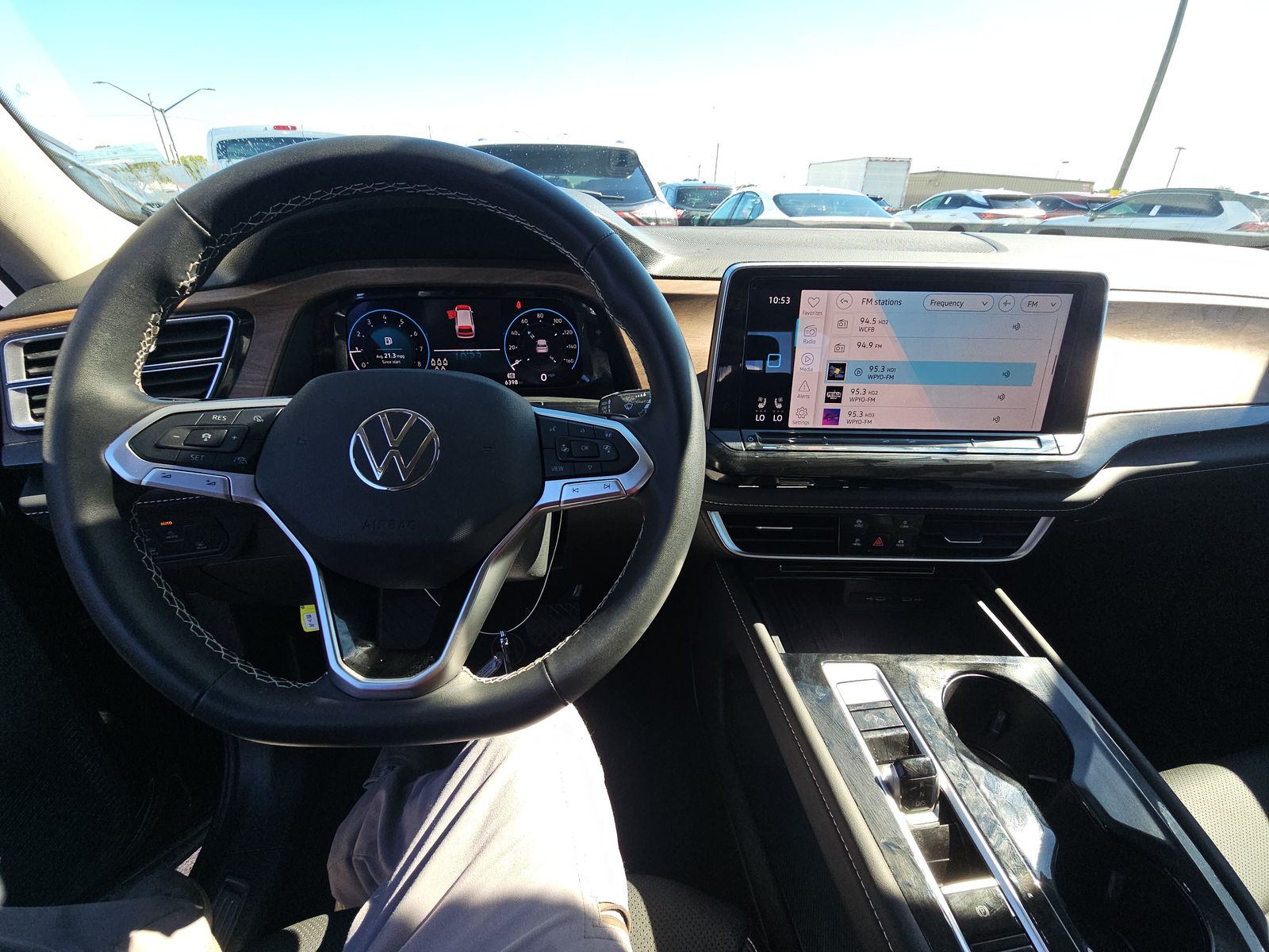 2025 Volkswagen Atlas 2.0T SE AWD