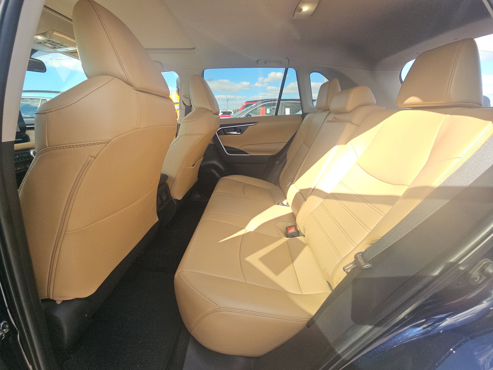 2023 Toyota RAV4 XLE Premium FWD