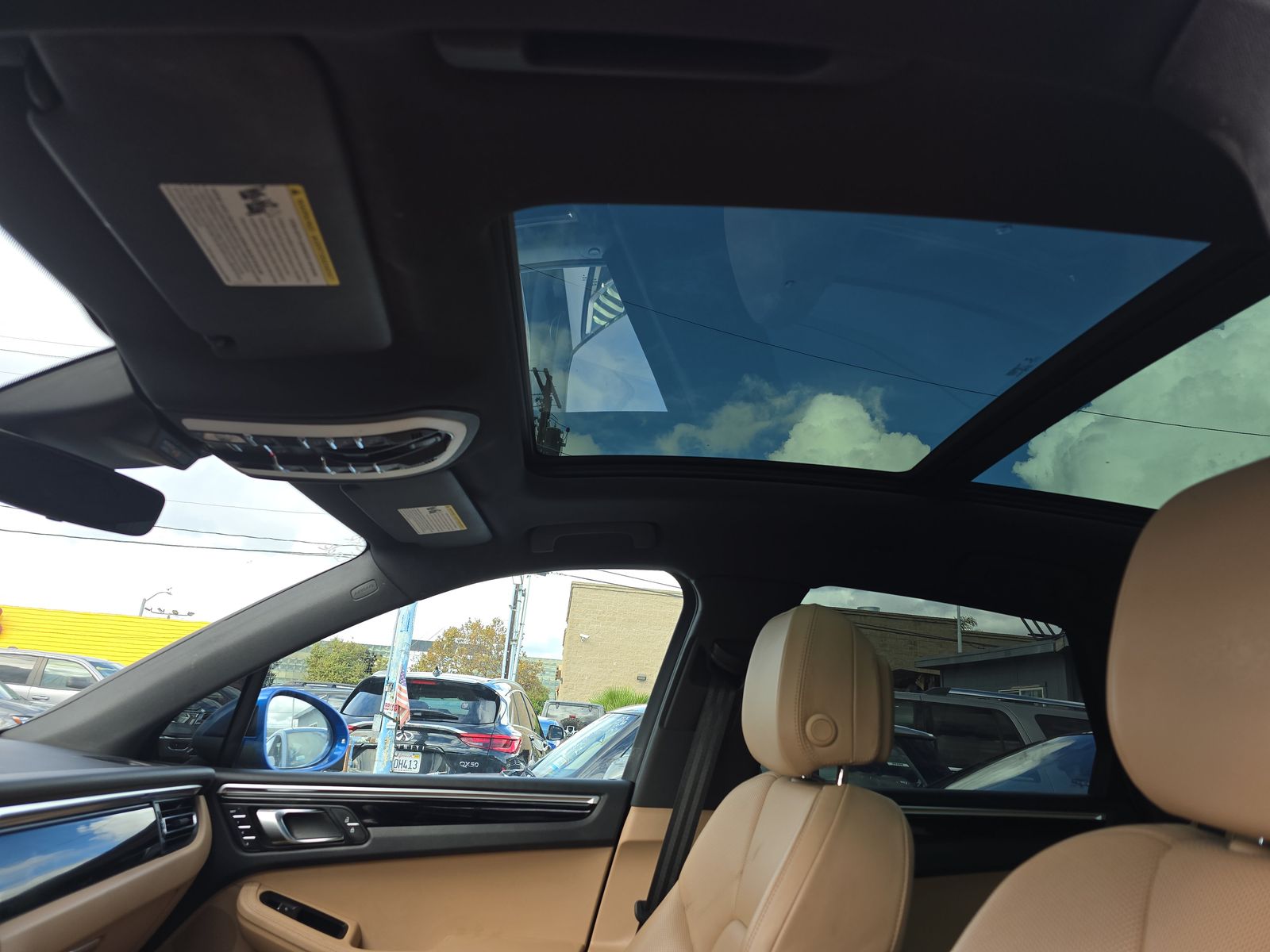 2020 Porsche Macan Base AWD