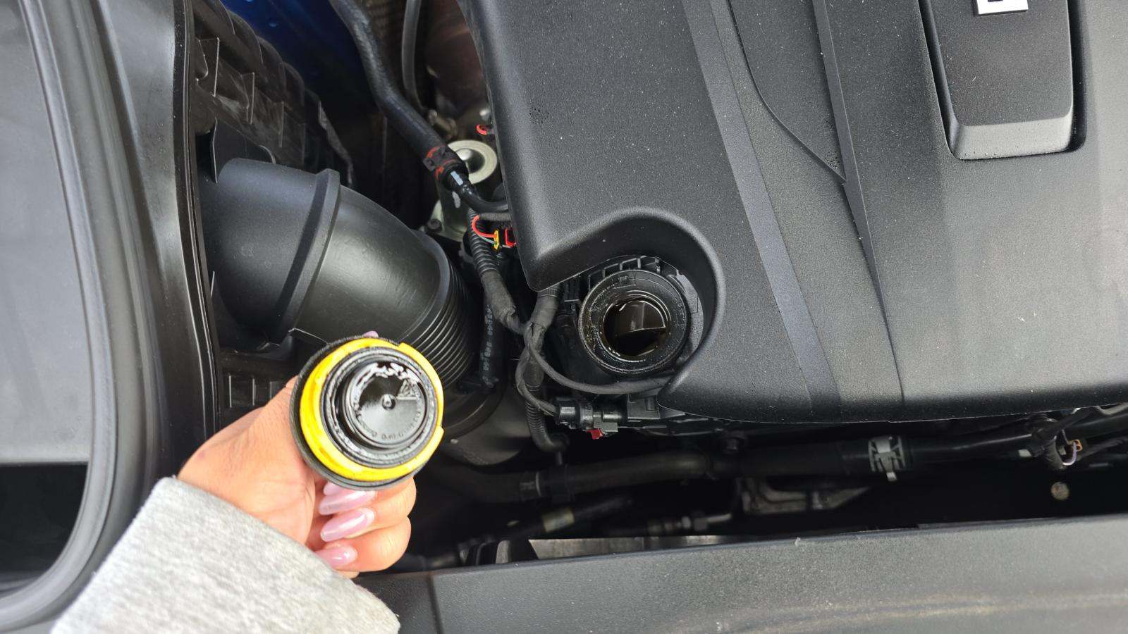 2020 Porsche Macan Base AWD