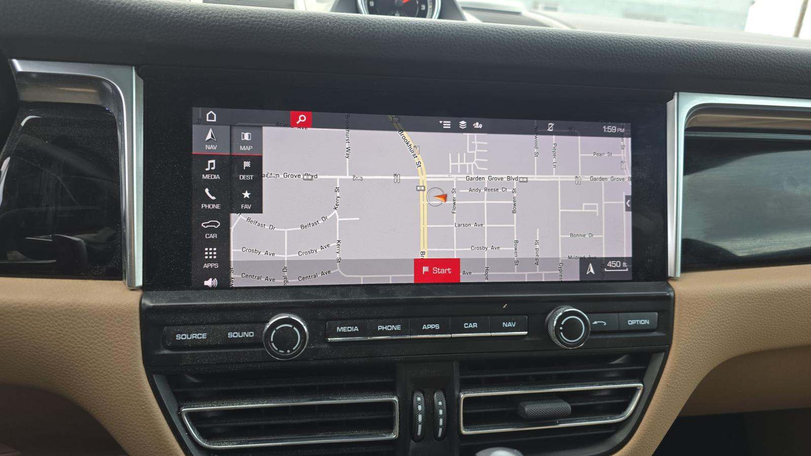 2020 Porsche Macan Base AWD