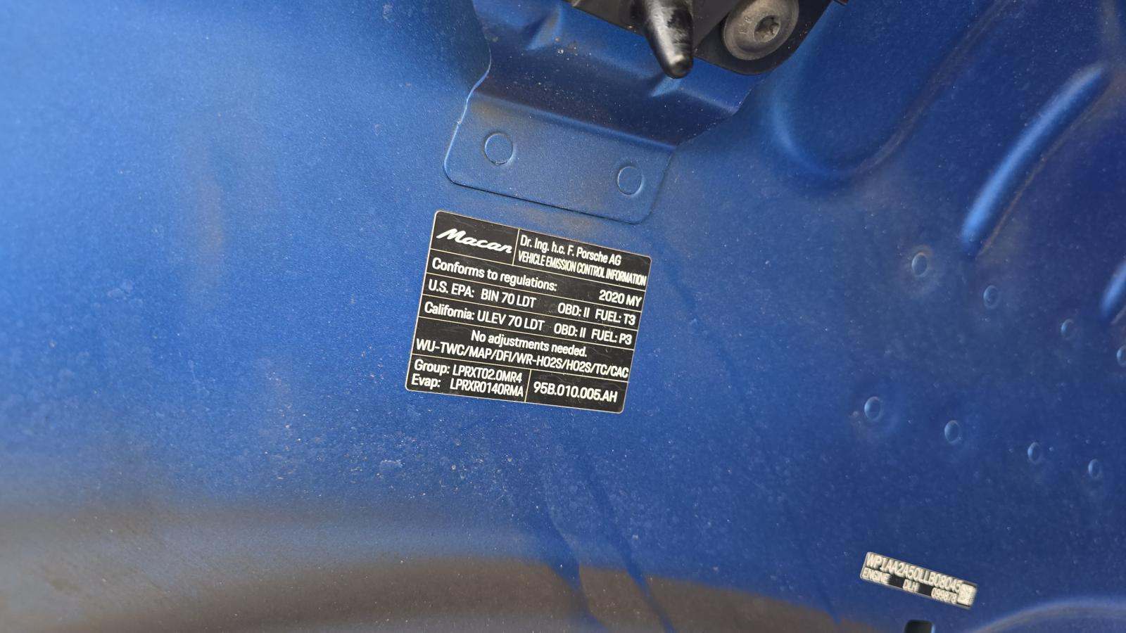 2020 Porsche Macan Base AWD