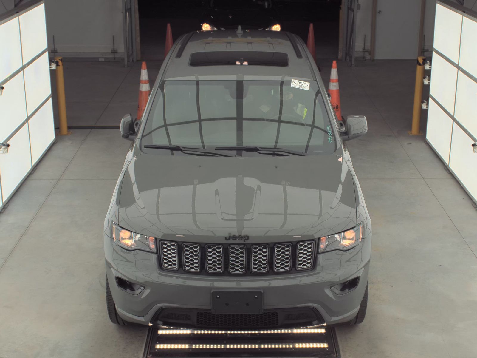 2022 Jeep Grand Cherokee Laredo X AWD