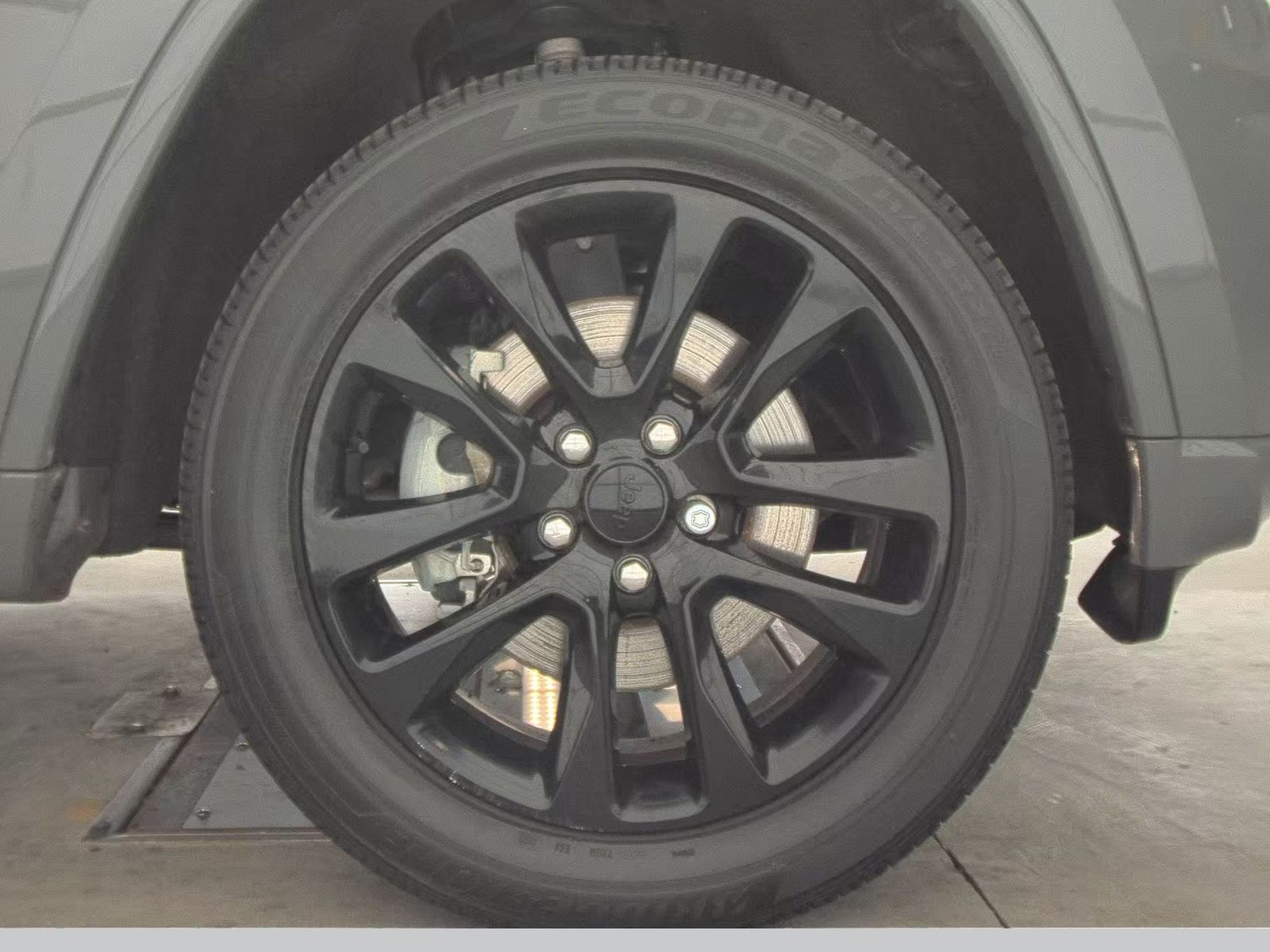 2022 Jeep Grand Cherokee Laredo X AWD