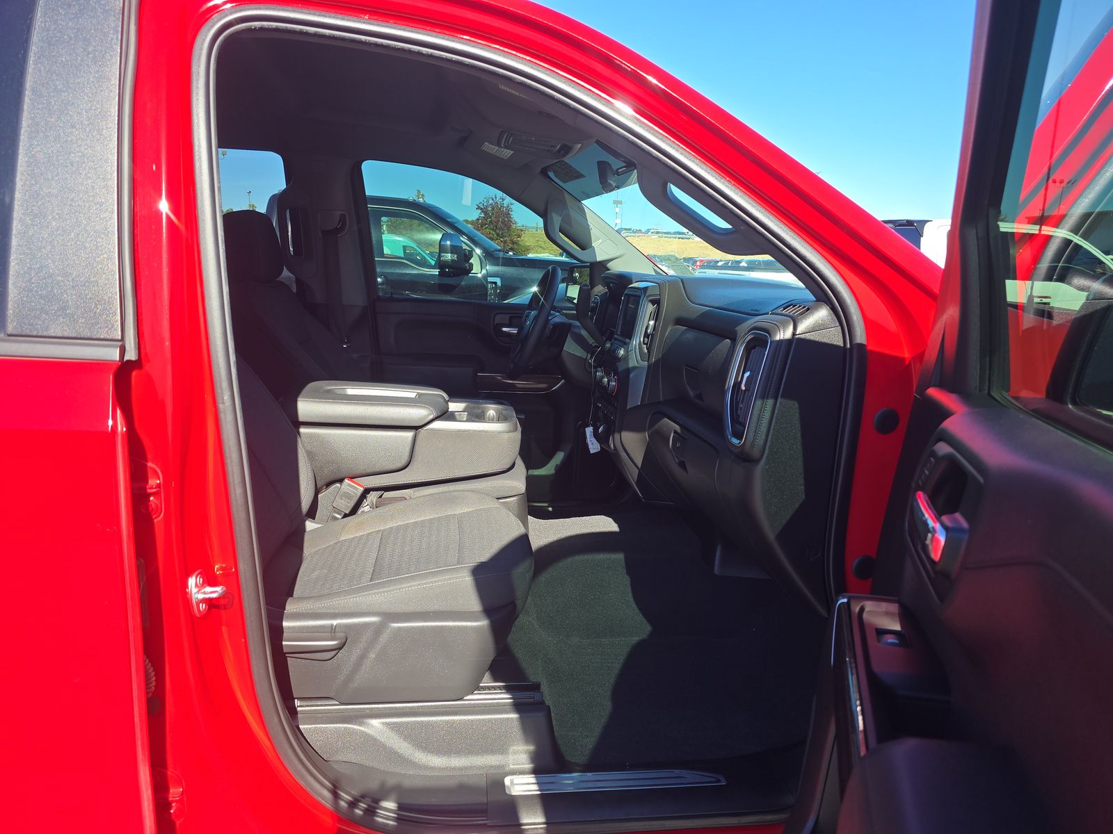 2022 Chevrolet Silverado 1500 LT AWD