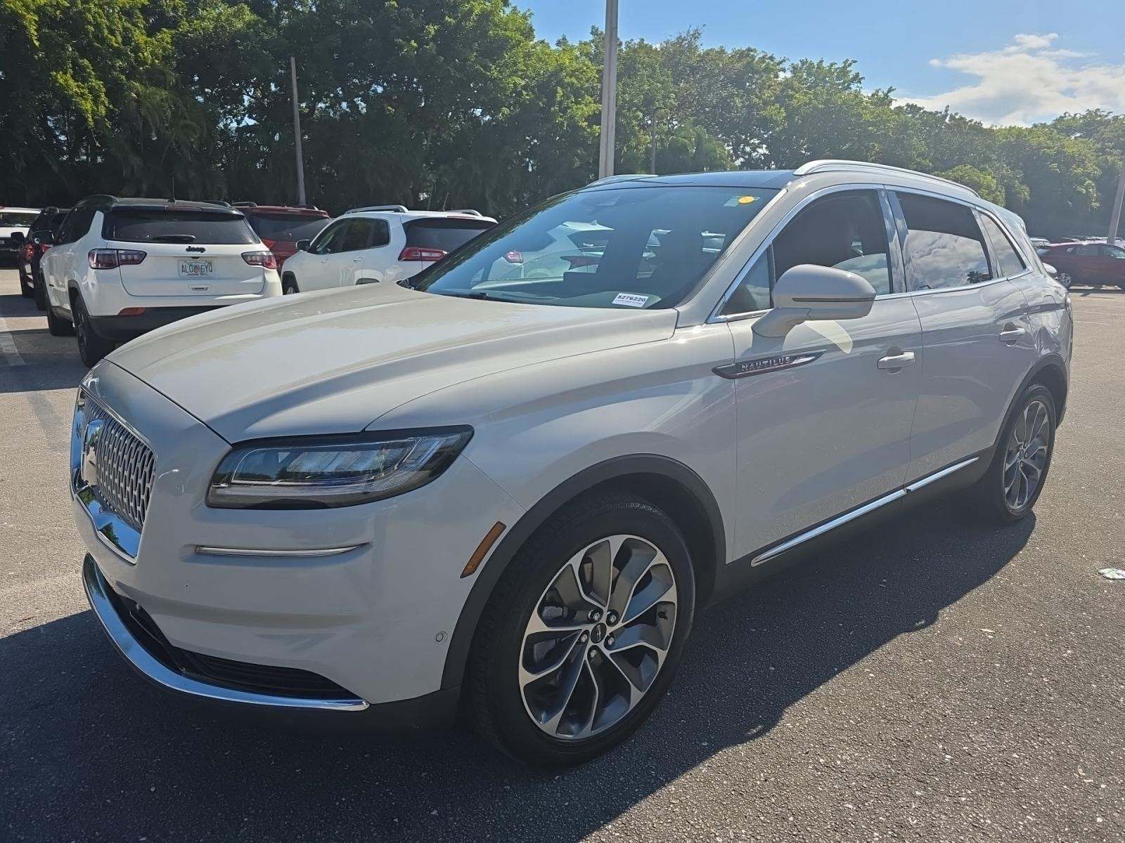 2022 Lincoln Nautilus Reserve FWD