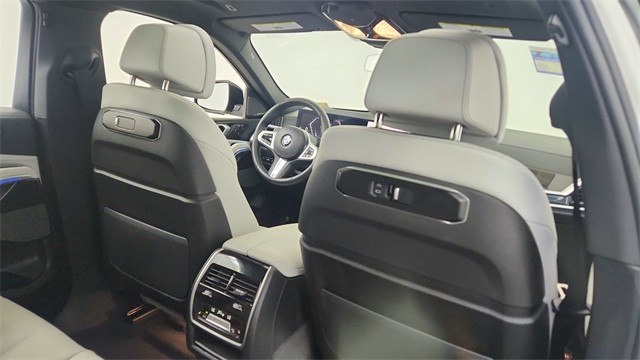 2025 BMW X6 xDrive40i AWD