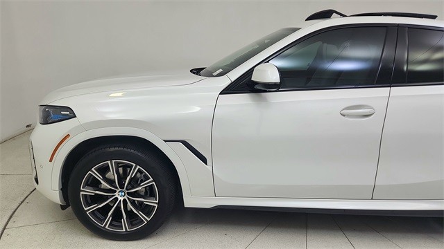 2025 BMW X6 xDrive40i AWD