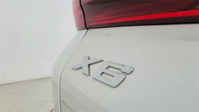 2025 BMW X6 xDrive40i AWD