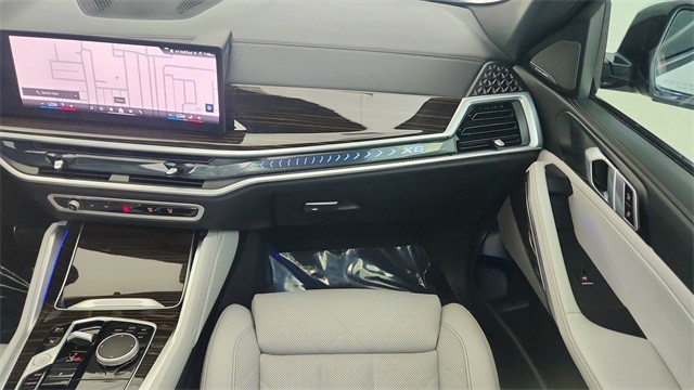 2025 BMW X6 xDrive40i AWD