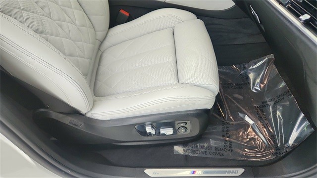 2025 BMW X6 xDrive40i AWD