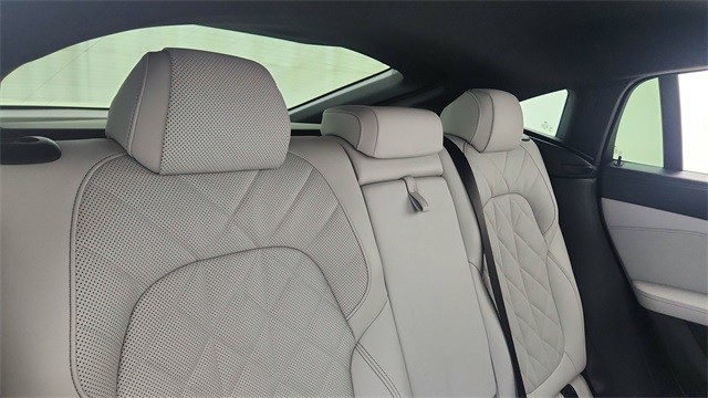 2025 BMW X6 xDrive40i AWD