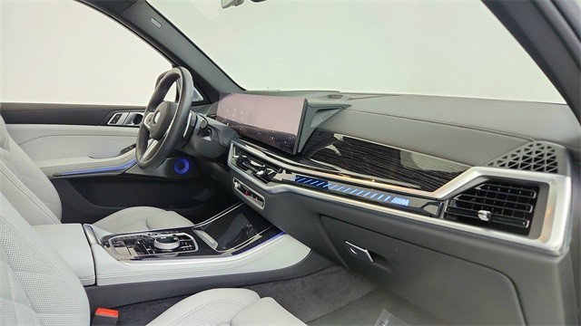 2025 BMW X5 M60i xDrive AWD