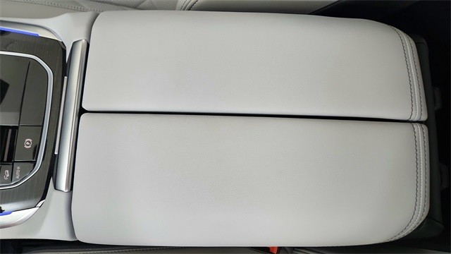 2025 BMW X5 M60i xDrive AWD