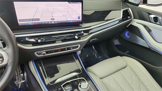 2025 BMW X5 M60i xDrive AWD