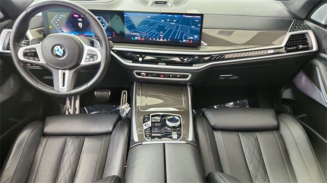 2024 BMW X7 M60i AWD