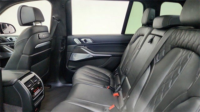 2024 BMW X7 M60i AWD