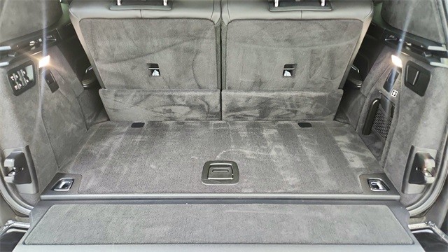 2024 BMW X7 M60i AWD