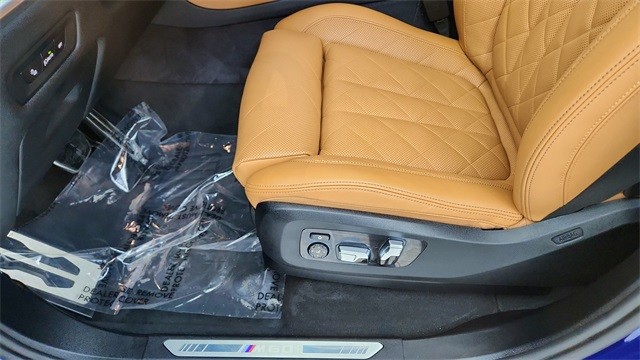 2025 BMW X5 M60i xDrive AWD