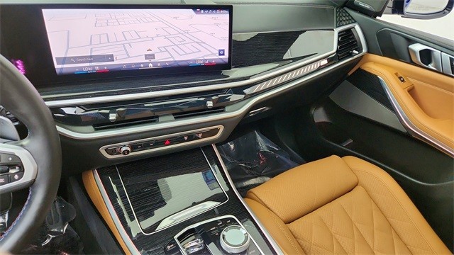 2025 BMW X5 M60i xDrive AWD