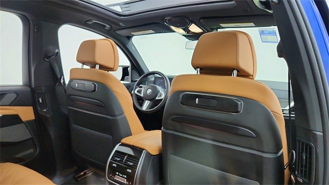 2025 BMW X5 M60i xDrive AWD