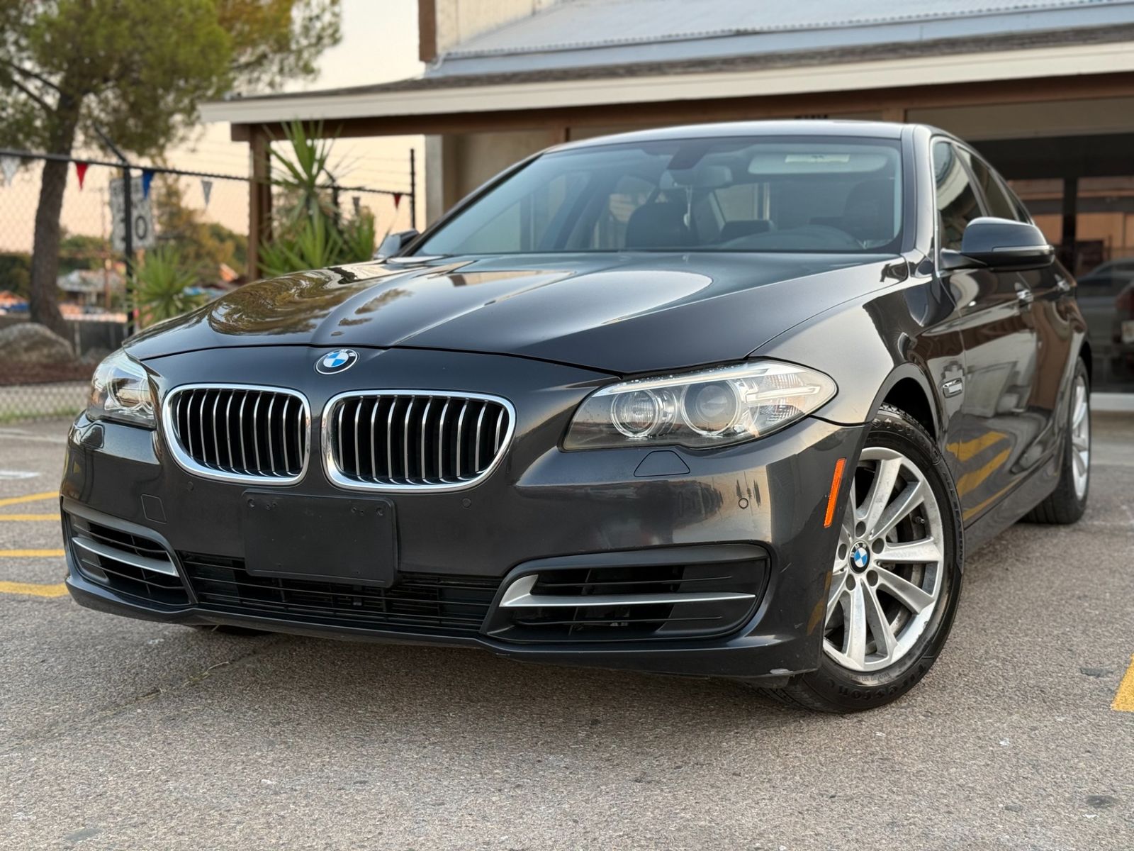 2014 BMW 5 Series Sedan 528i xDrive