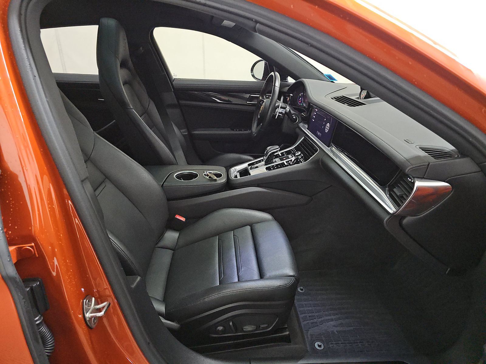 2022 Porsche Panamera 4 Platinum Edition AWD