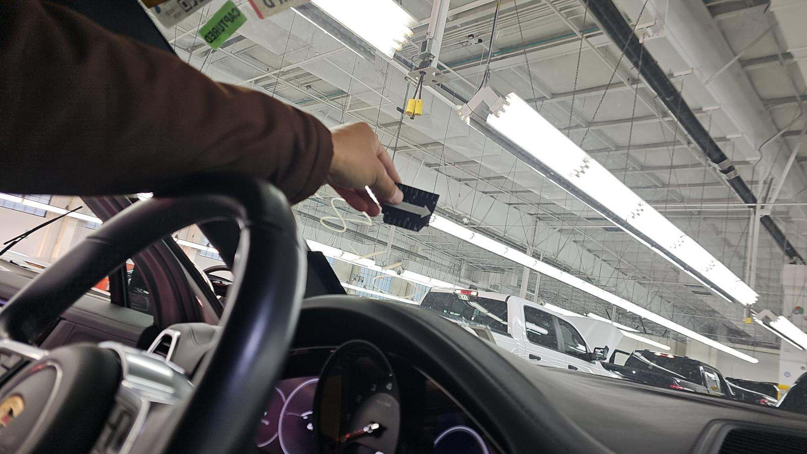 2023 Porsche Cayenne Platinum Edition AWD