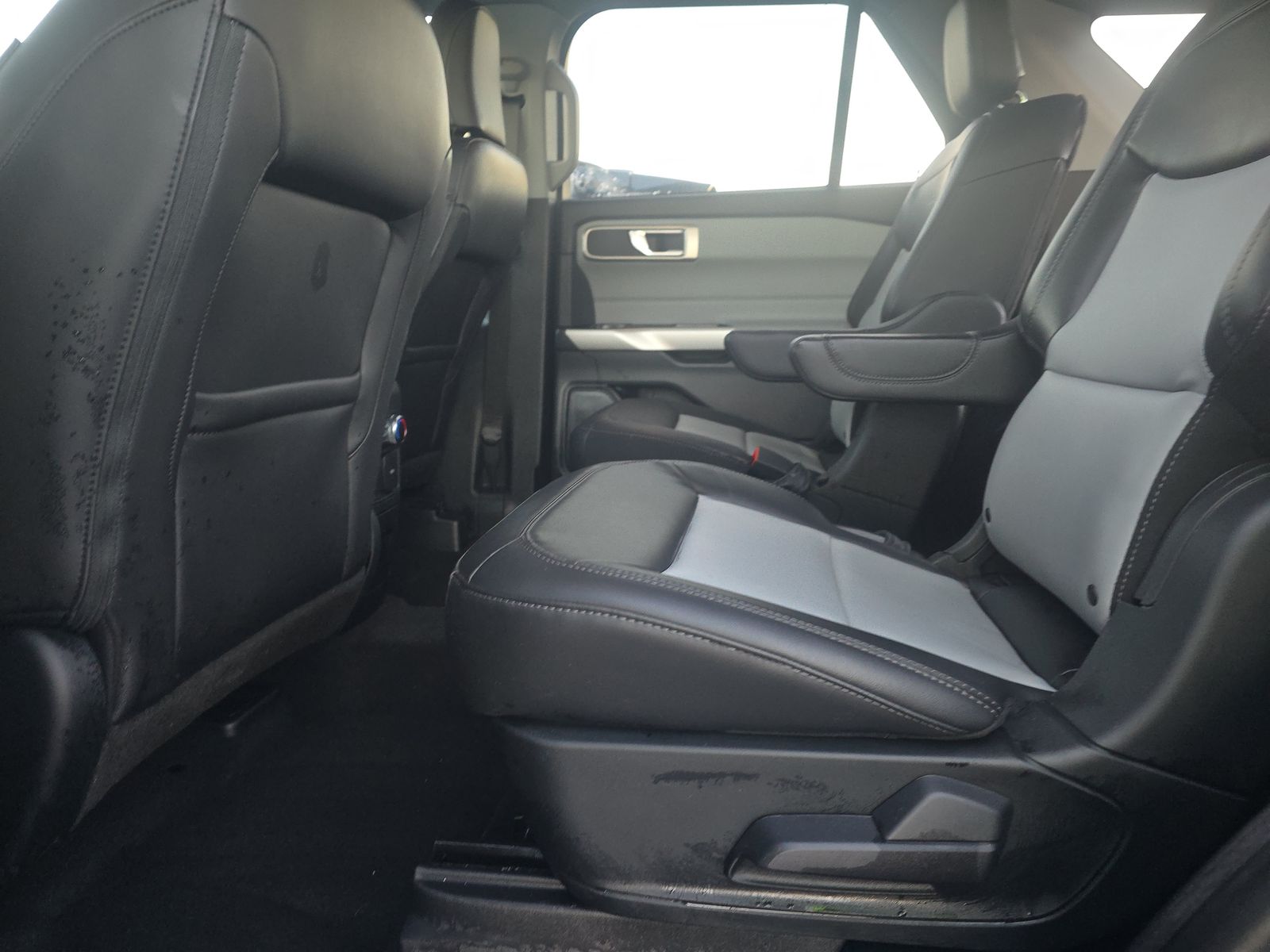 2023 Ford Explorer XLT AWD