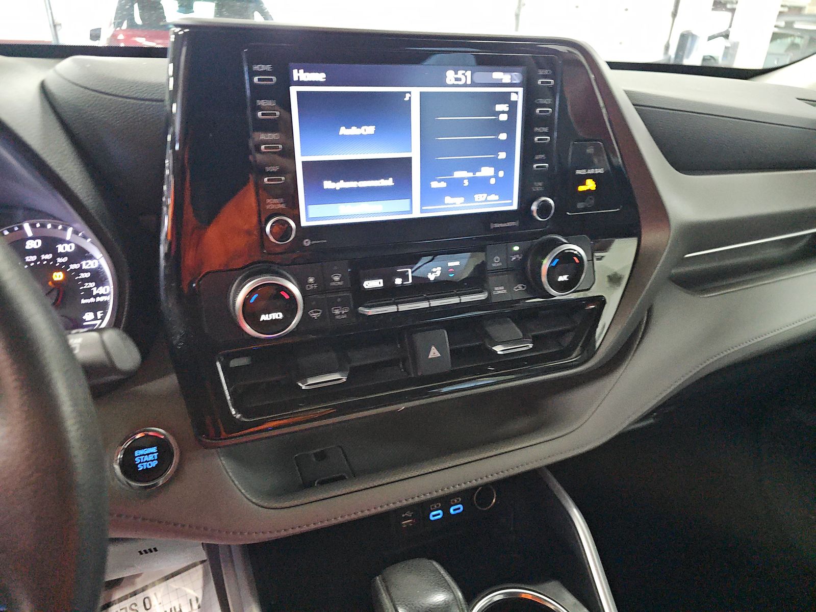 2022 Toyota Highlander L AWD