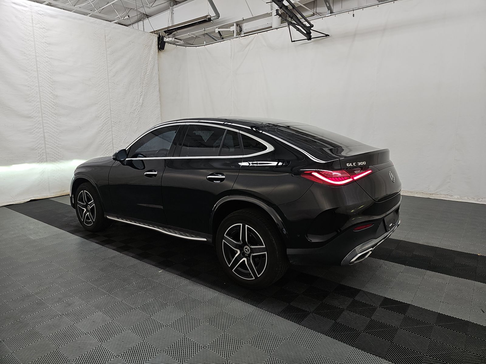 2024 Mercedes-Benz GLC GLC 300 AWD