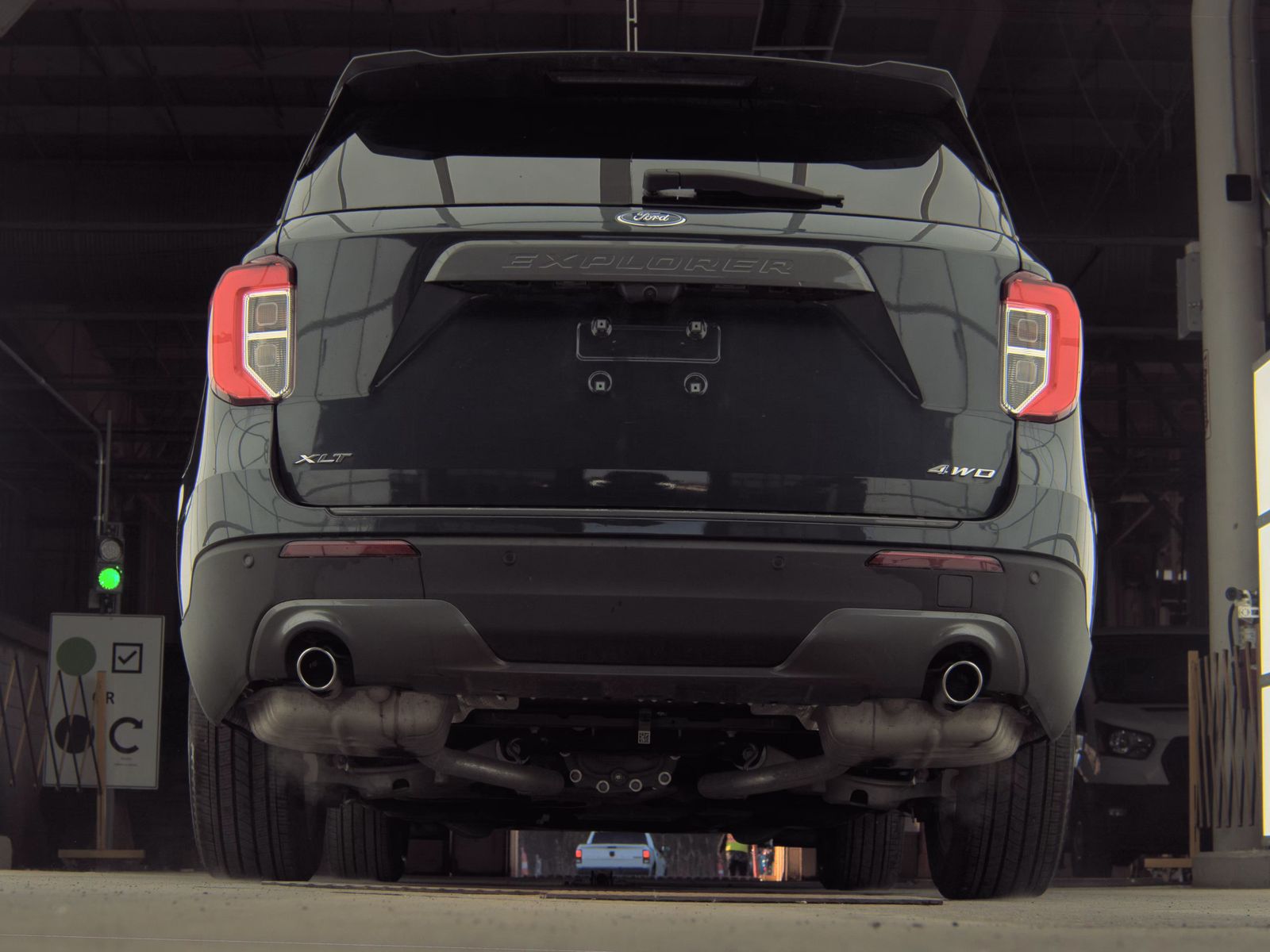 2023 Ford Explorer XLT AWD