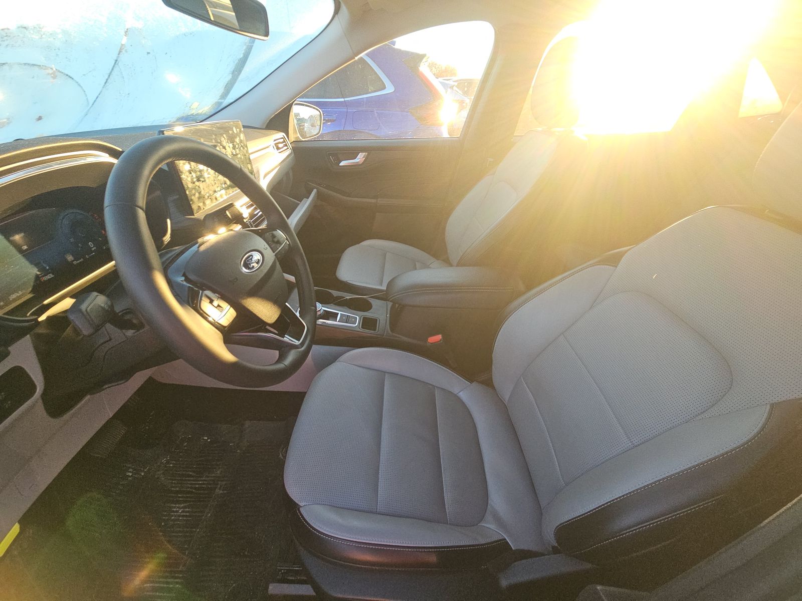 2025 Ford Escape Hybrid Platinum FWD