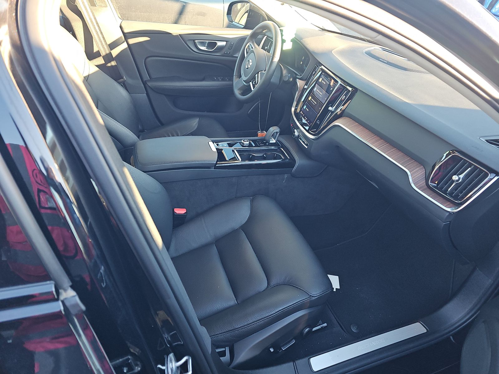 2024 Volvo S60 Recharge T8 Plus AWD