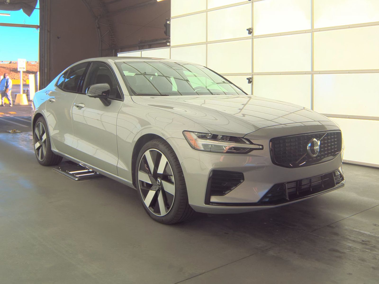 2024 Volvo S60 Recharge T8 Plus AWD
