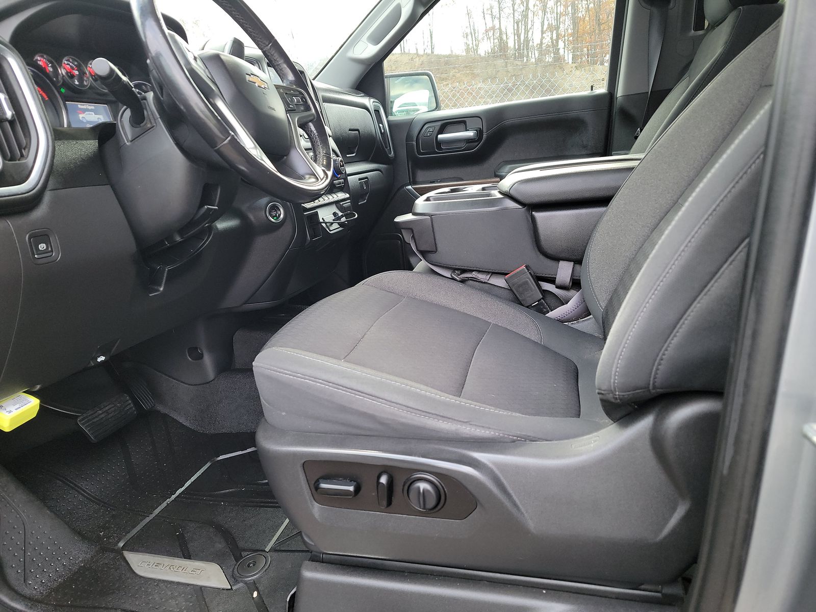 2020 Chevrolet Silverado 1500 LT AWD