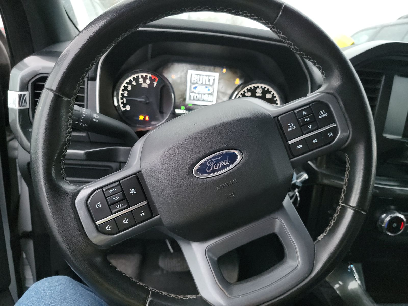 2023 Ford F-150 XLT AWD