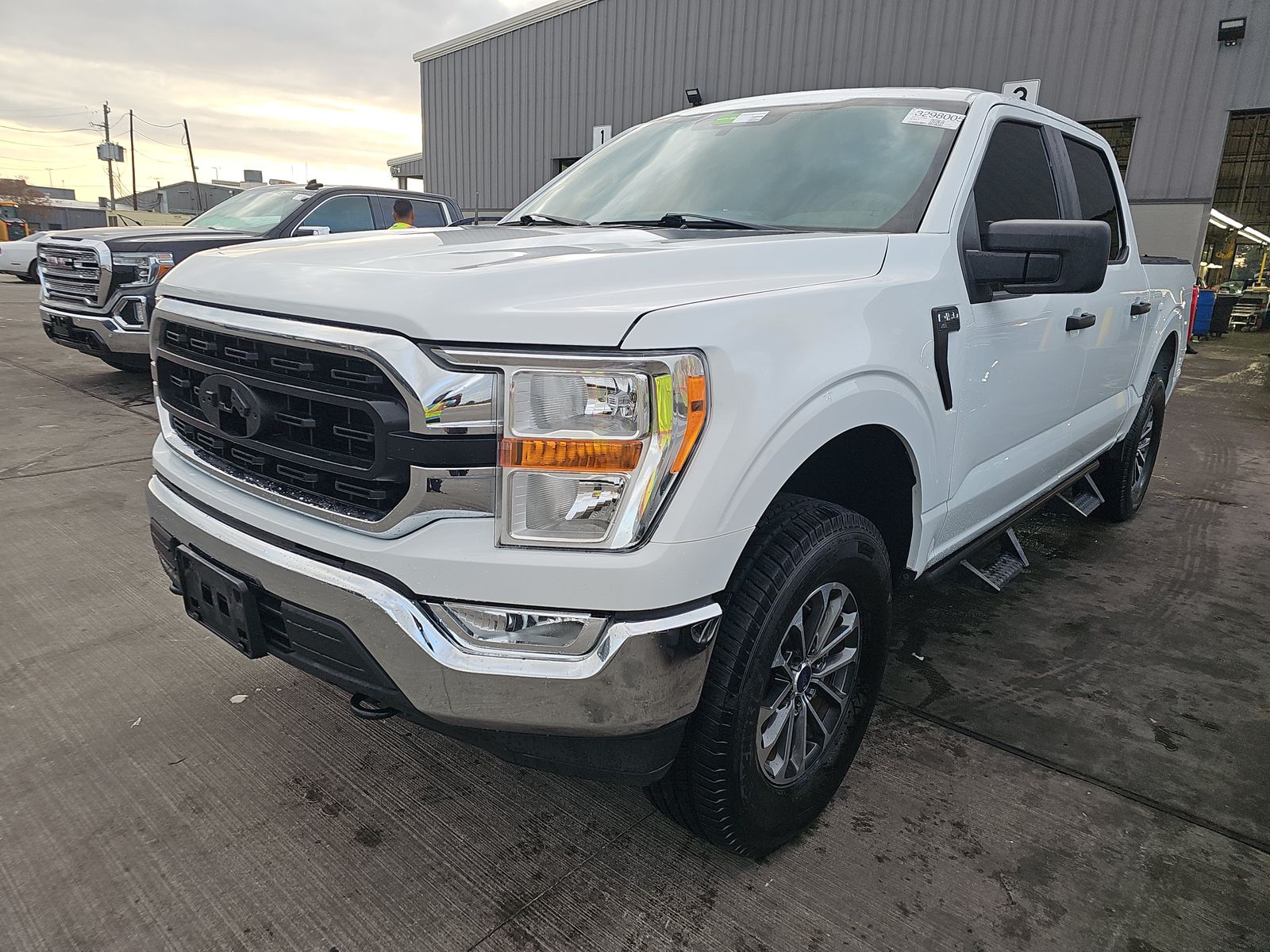 2022 Ford F-150 XLT AWD