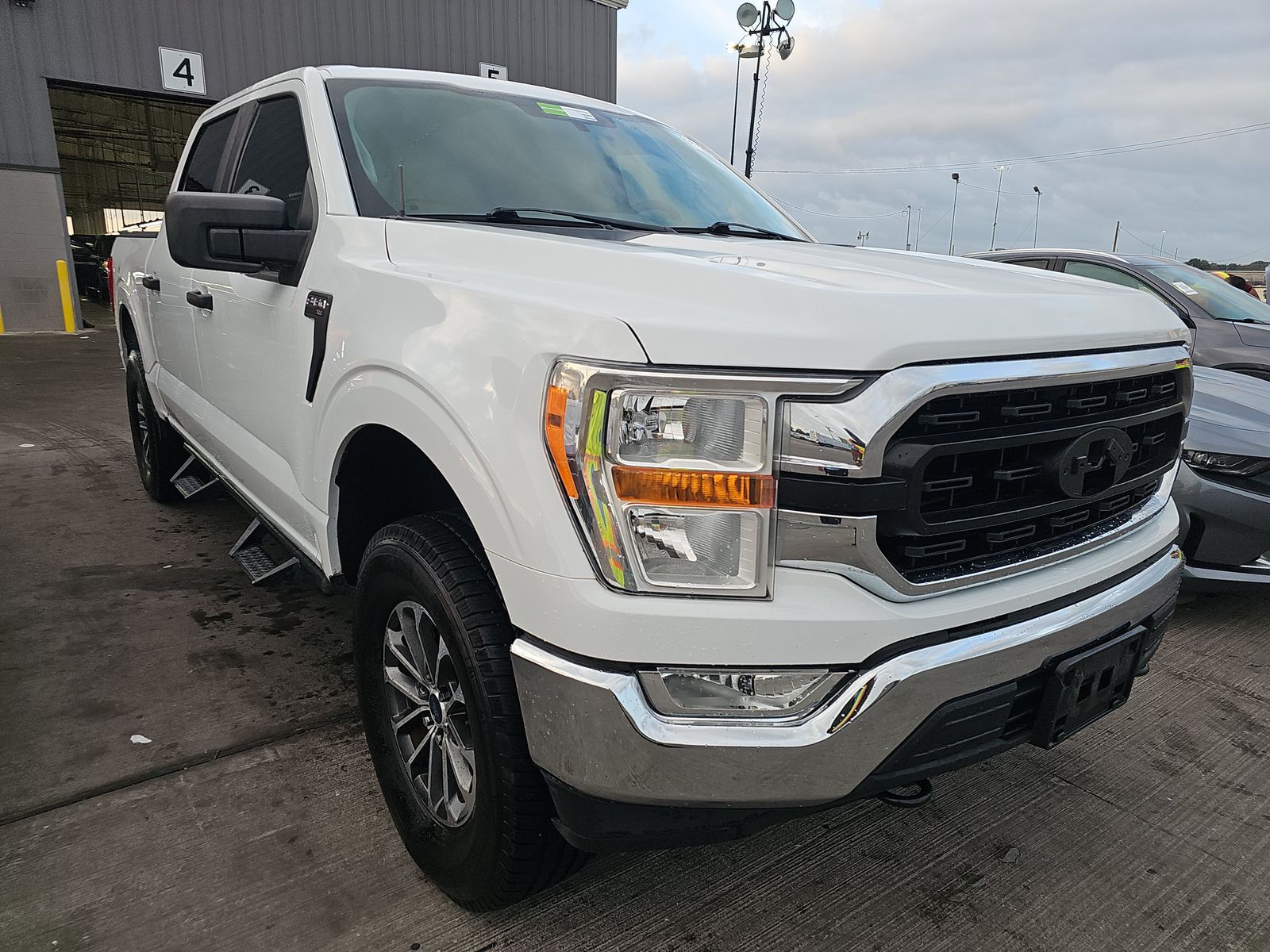2022 Ford F-150 XLT AWD