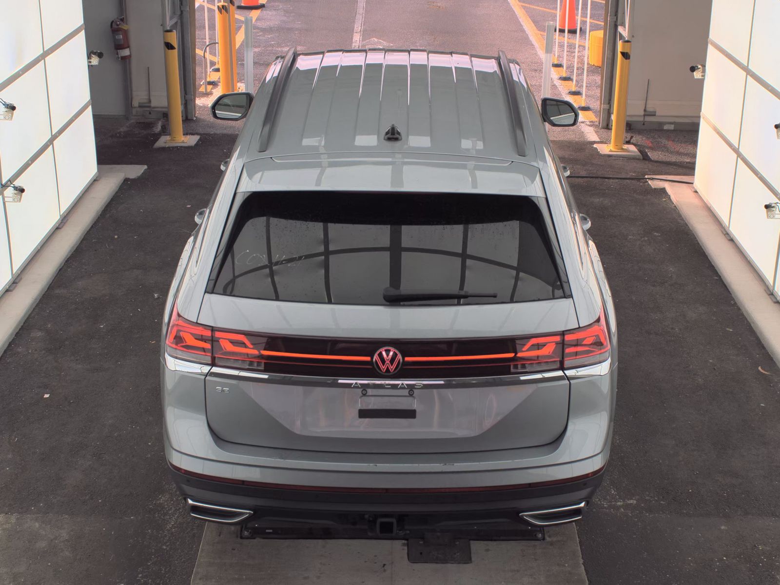 2025 Volkswagen Atlas 2.0T SE FWD