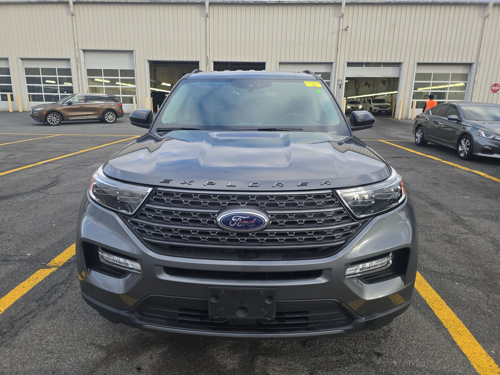 2023 Ford Explorer XLT AWD