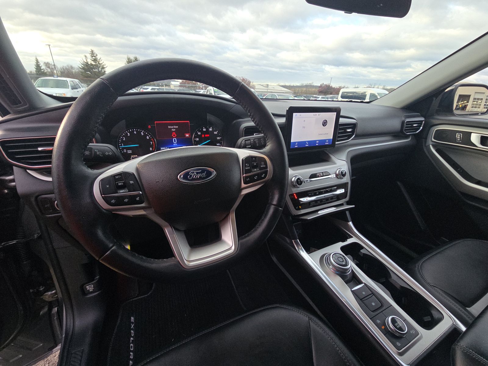 2023 Ford Explorer XLT AWD