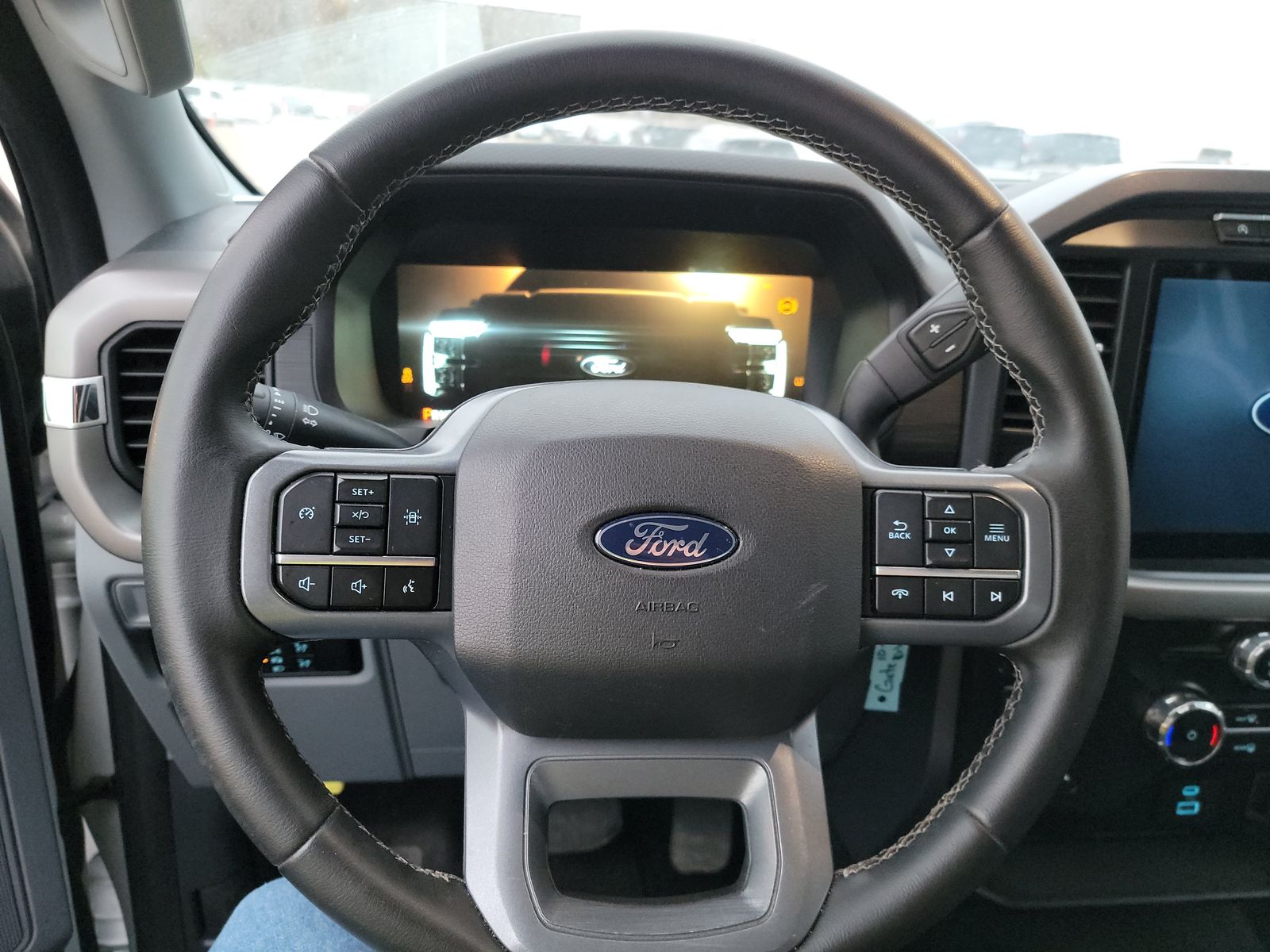 2024 Ford F-150 XLT AWD