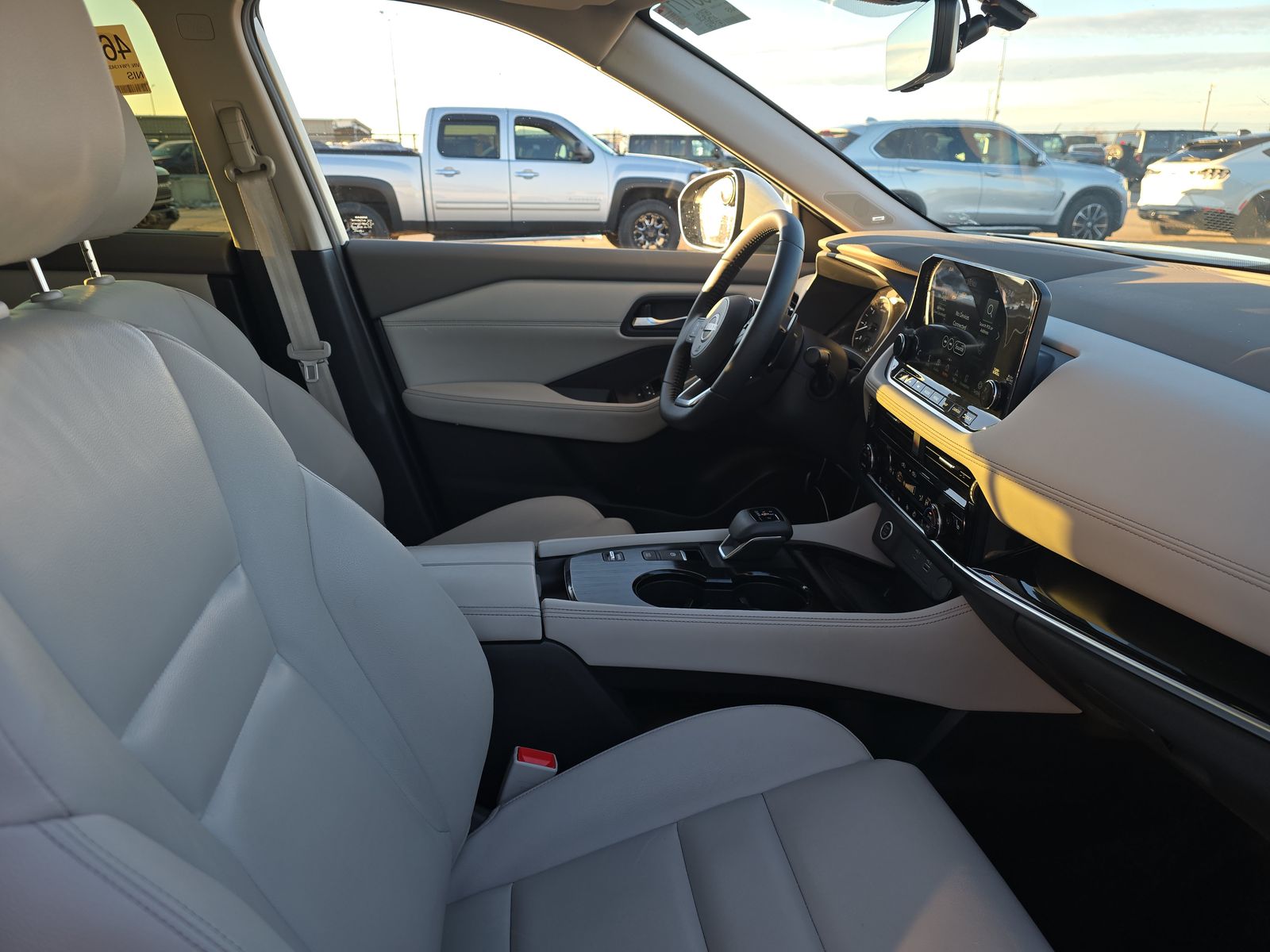 2023 Nissan Rogue SL FWD