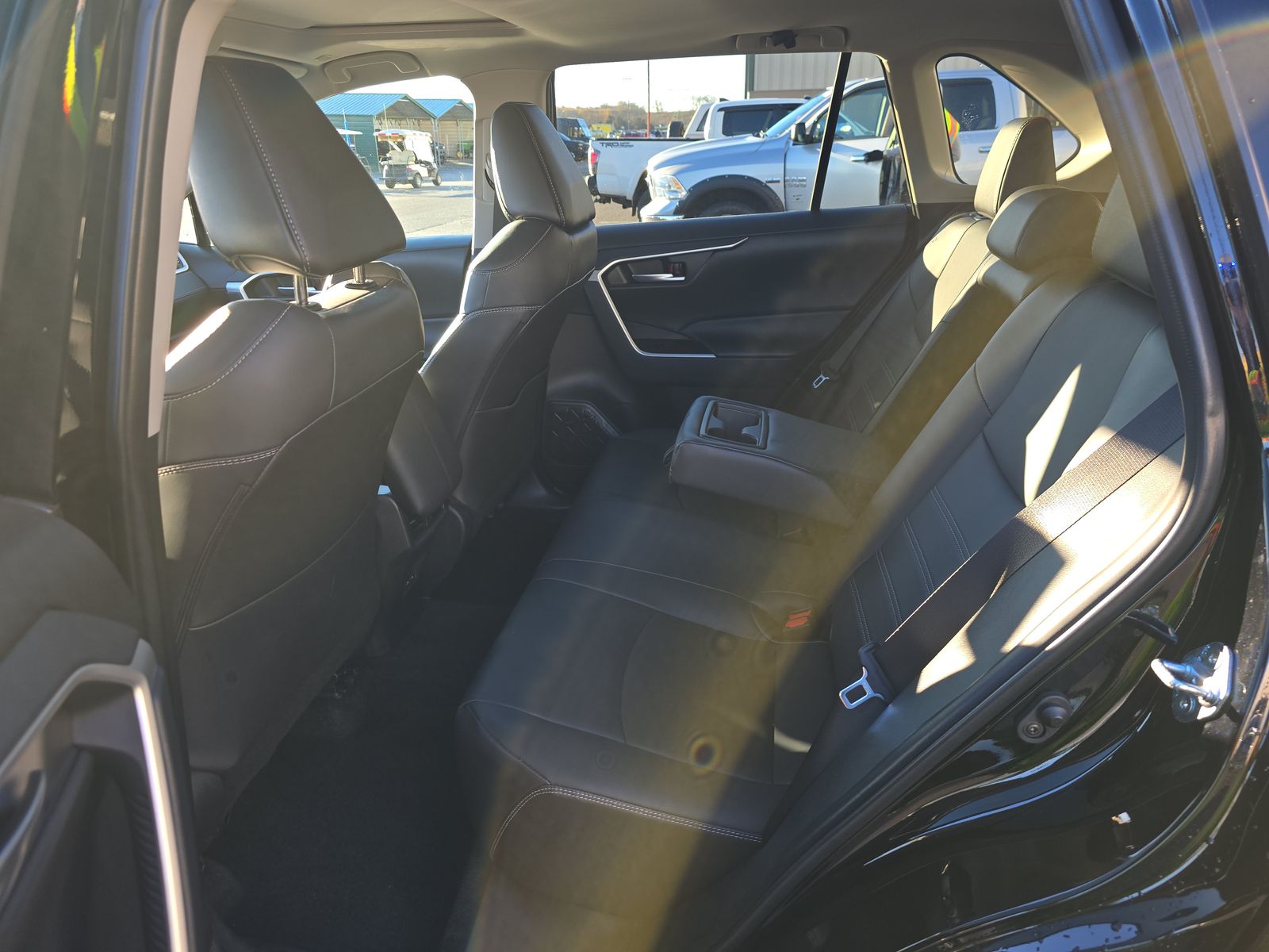 2025 Toyota RAV4 XLE Premium FWD