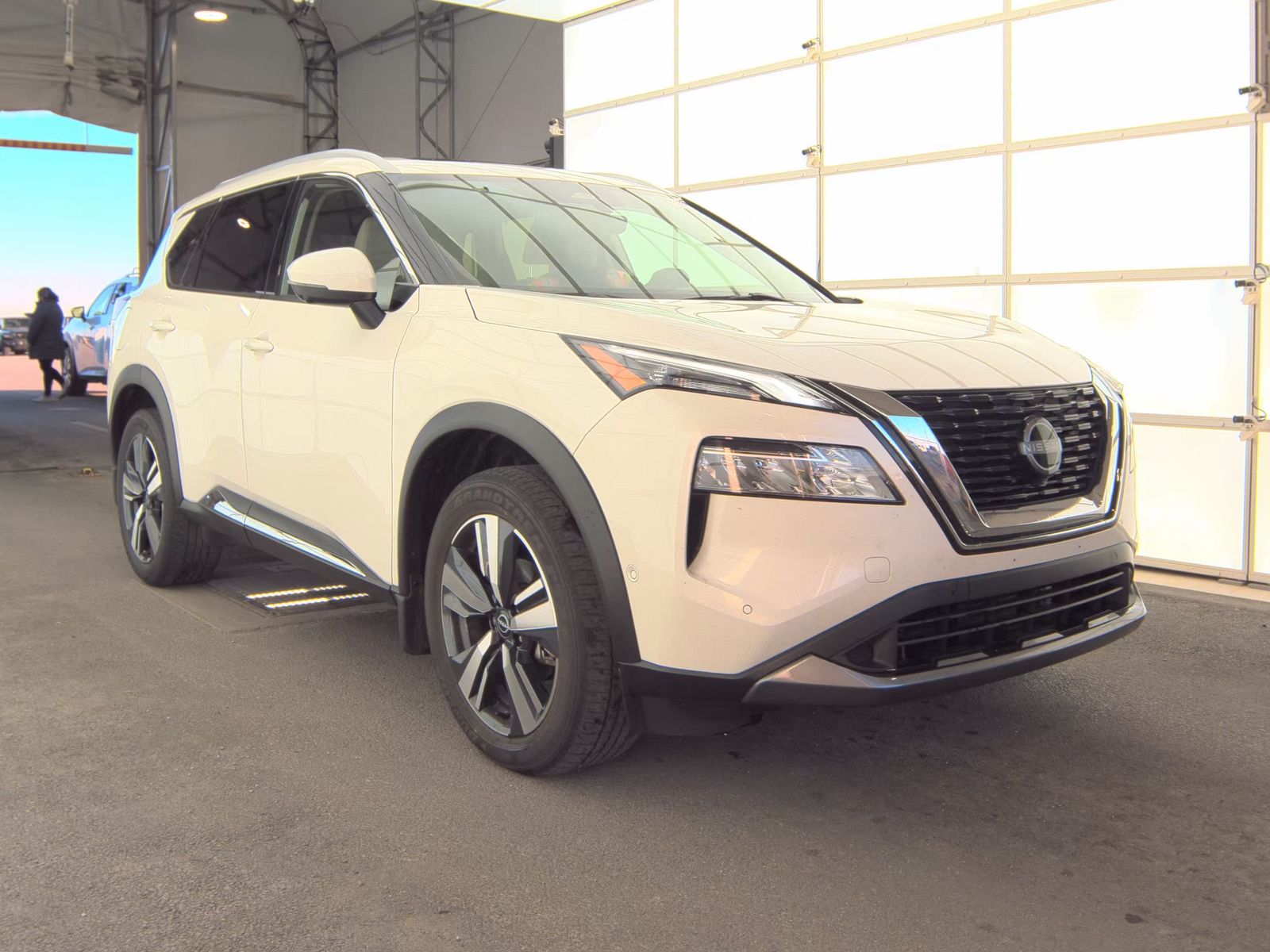 2023 Nissan Rogue SL FWD