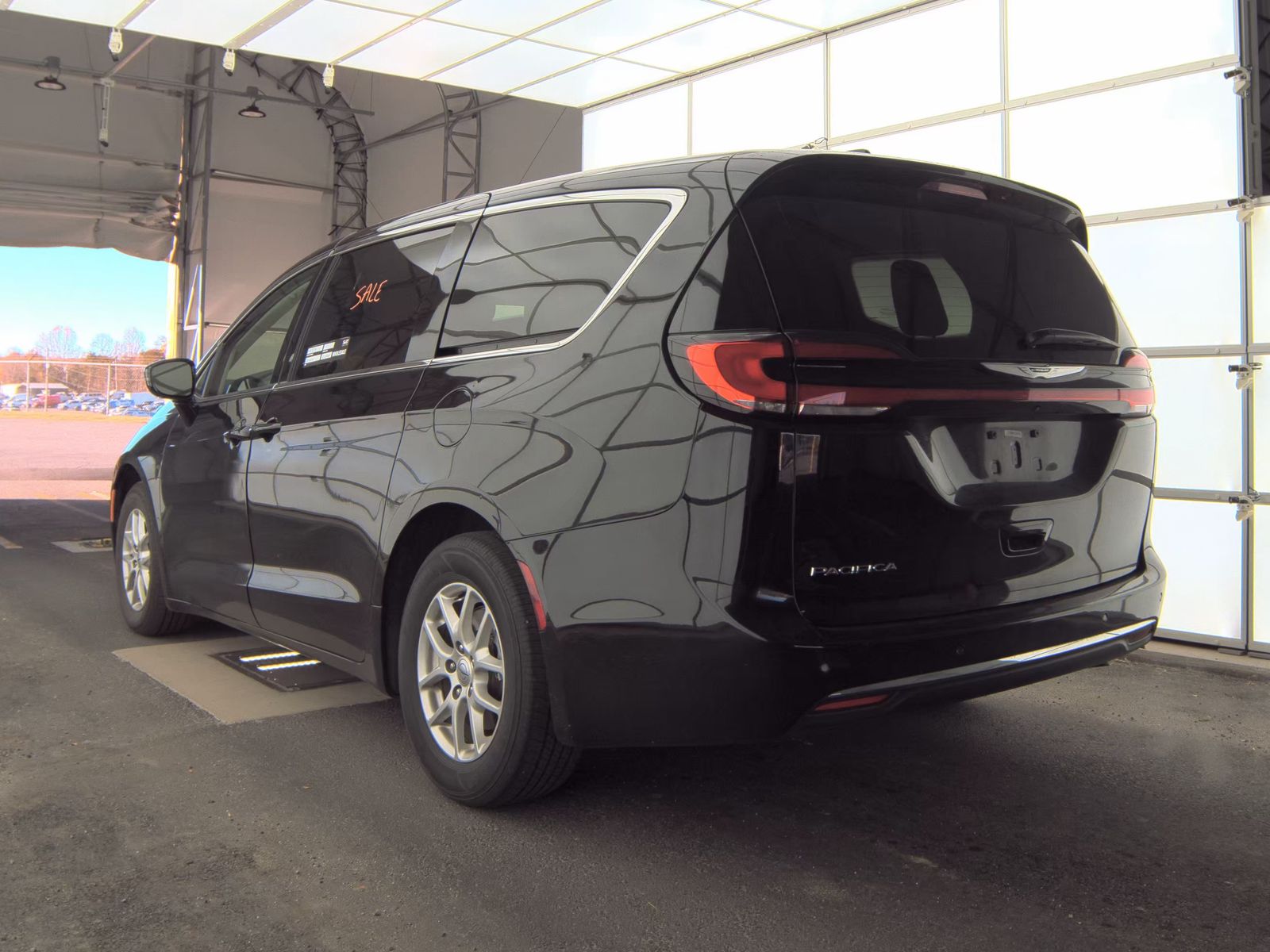 2024 Chrysler Pacifica Touring L FWD