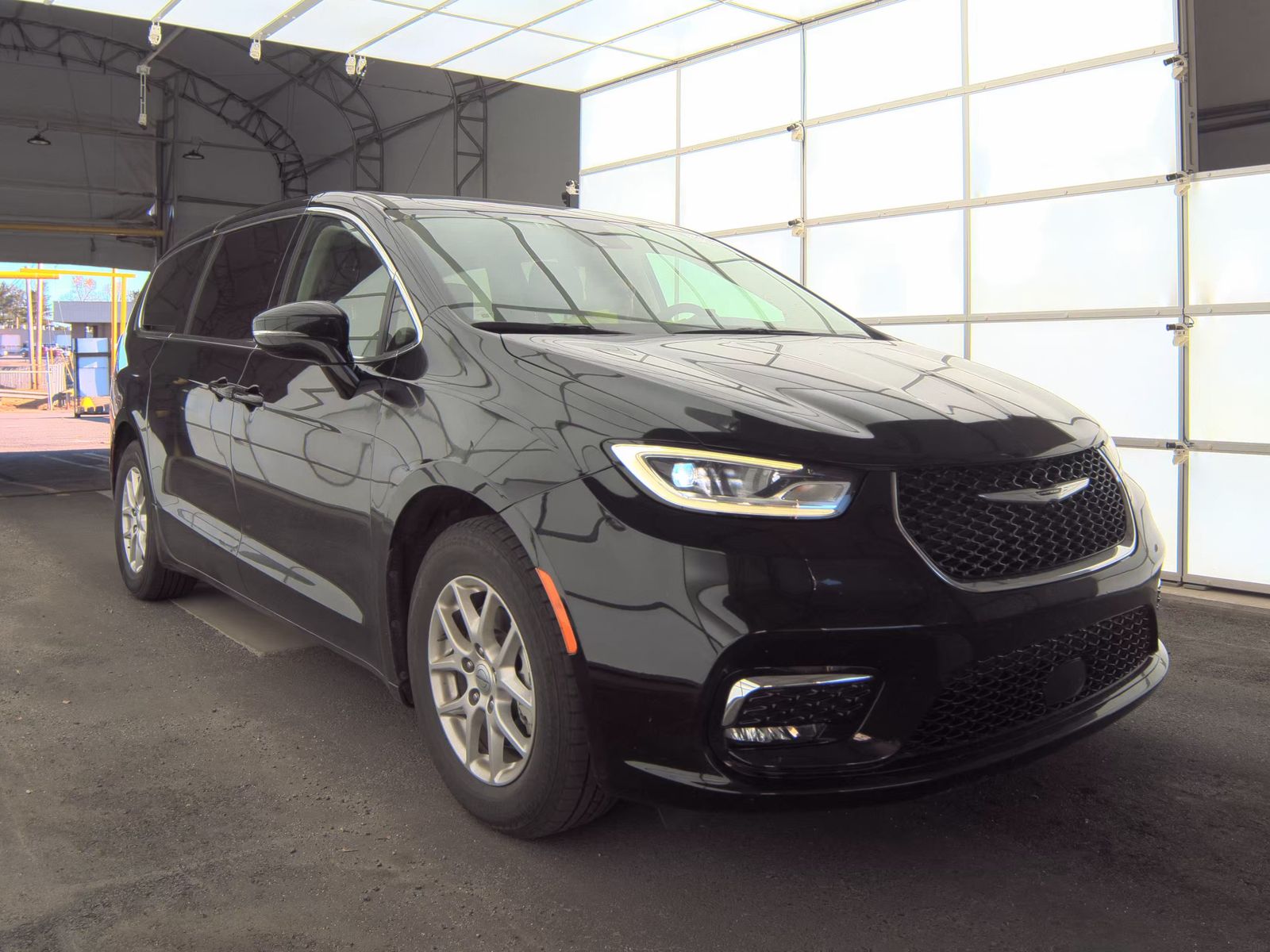 2024 Chrysler Pacifica Touring L FWD