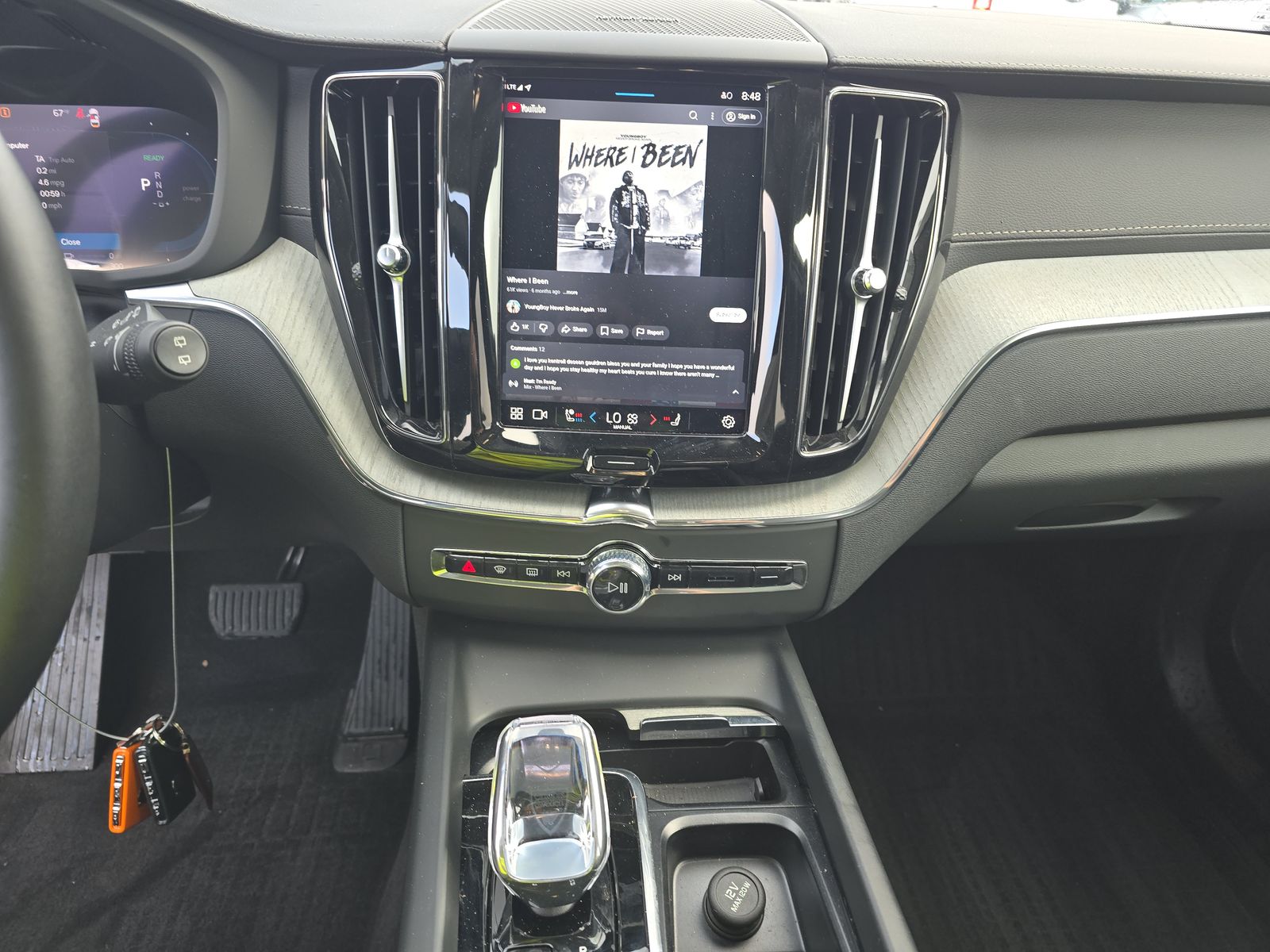 2025 Volvo XC60 Plug-In Hybrid T8 Ultra AWD